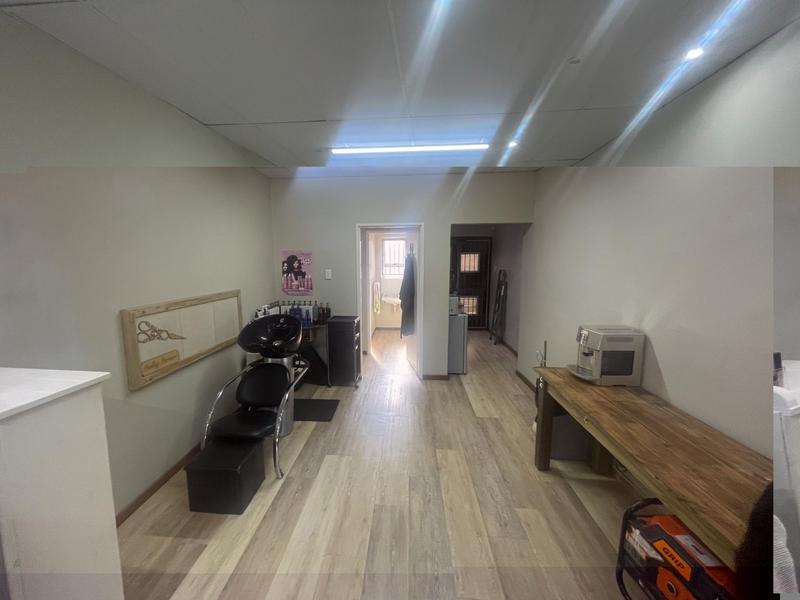 To Let commercial Property for Rent in Mount Pleasant Eastern Cape